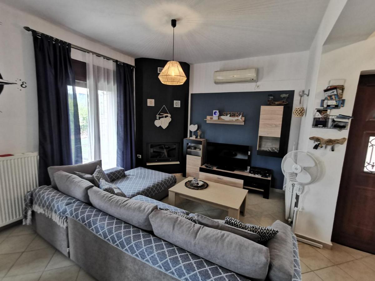 Villa Steki Roumelí 外观 照片
